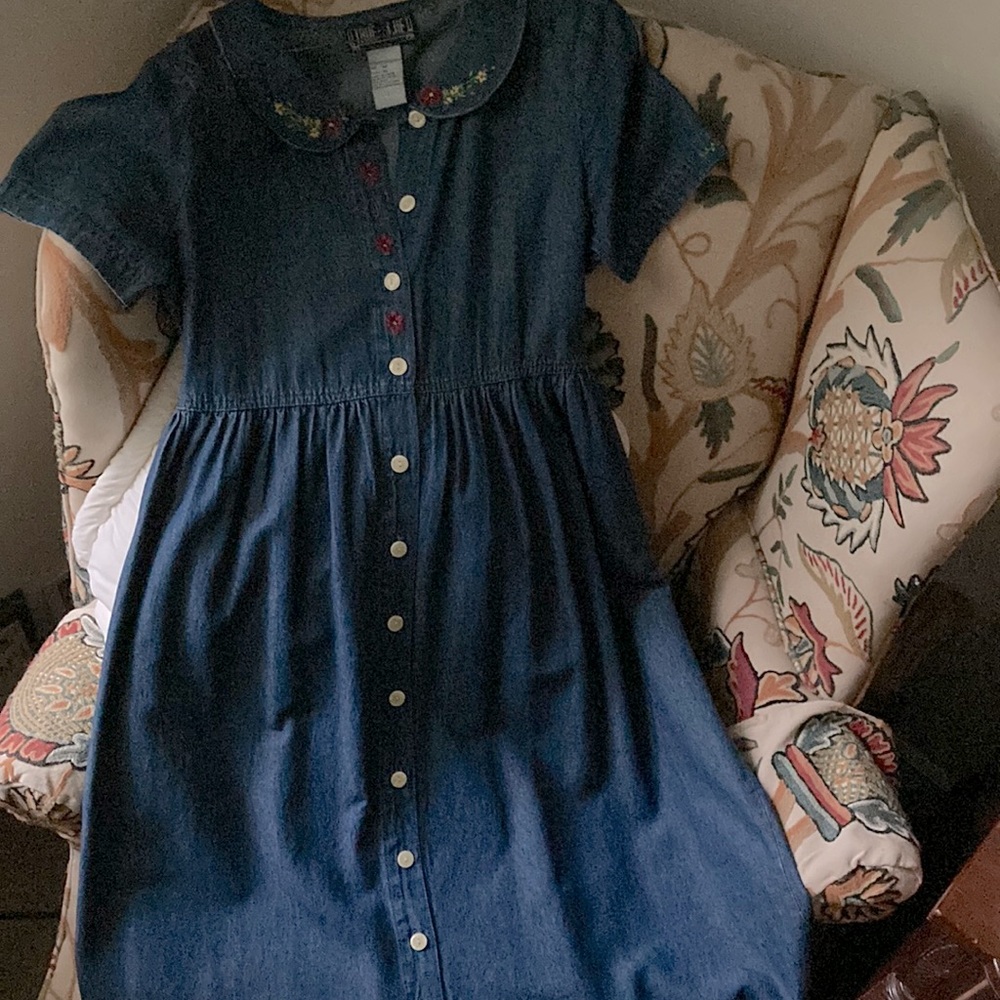 Denim dress w bow in back & embroidery on collar, front, & sleeve.